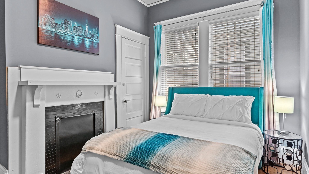 Photo of Bedroom in Wilmington Historic District
