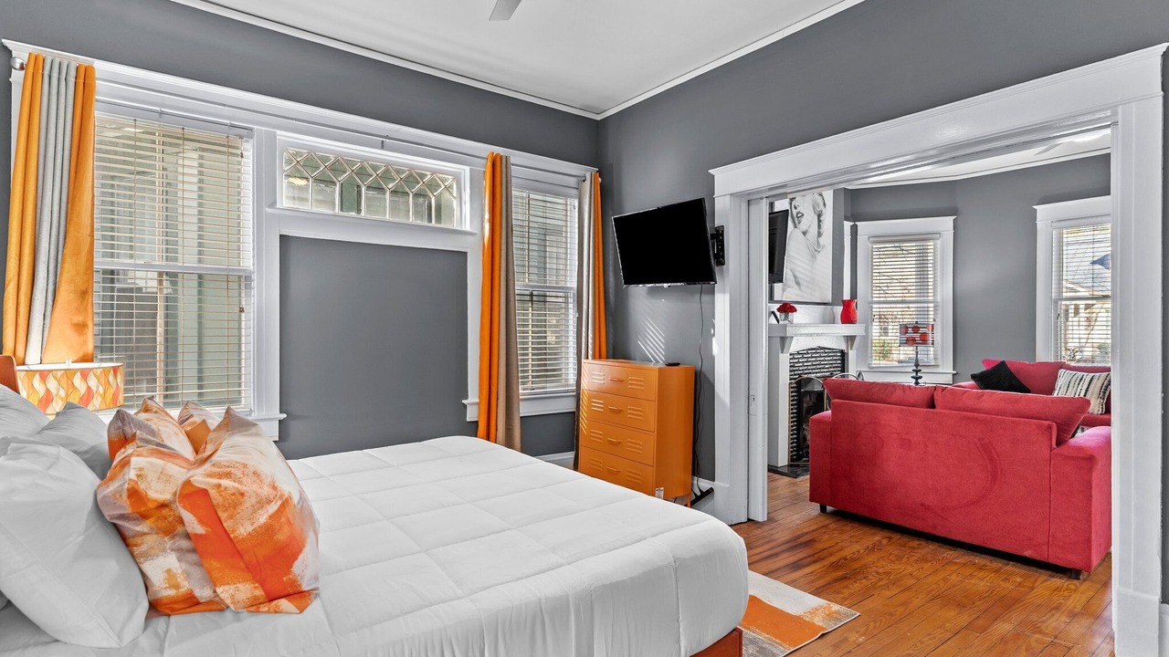 Photo of Bedroom in Wilmington Historic District