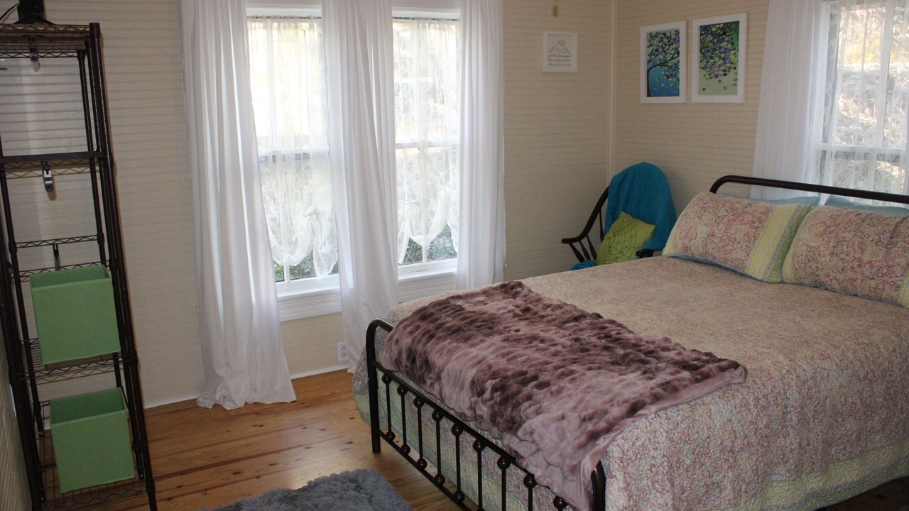 Photo of Bedroom in Sylva