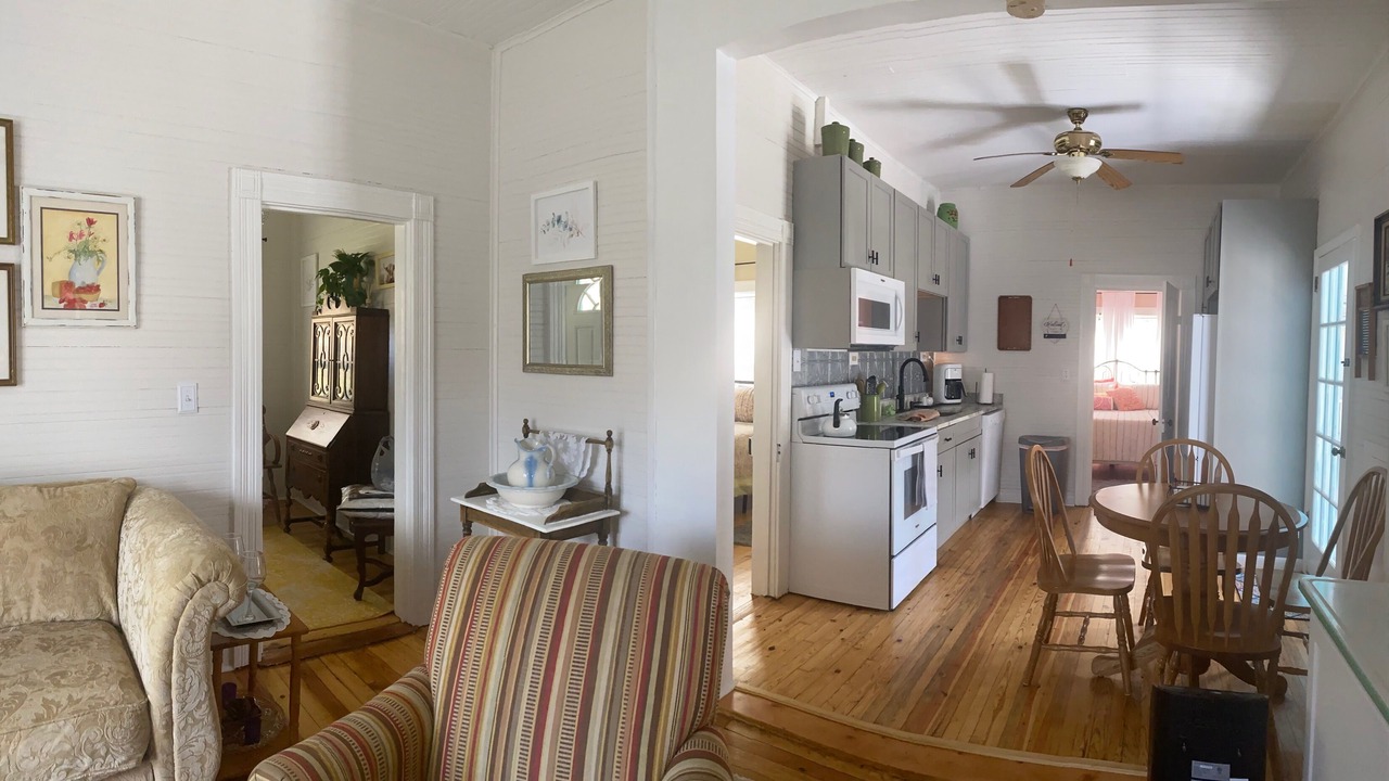 Photo of Livingroom in Sylva