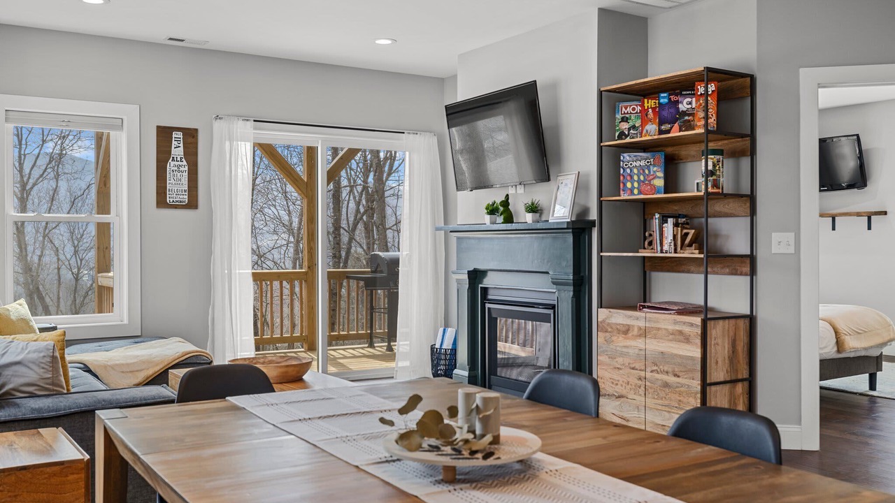 Photo of Livingroom in Swannanoa