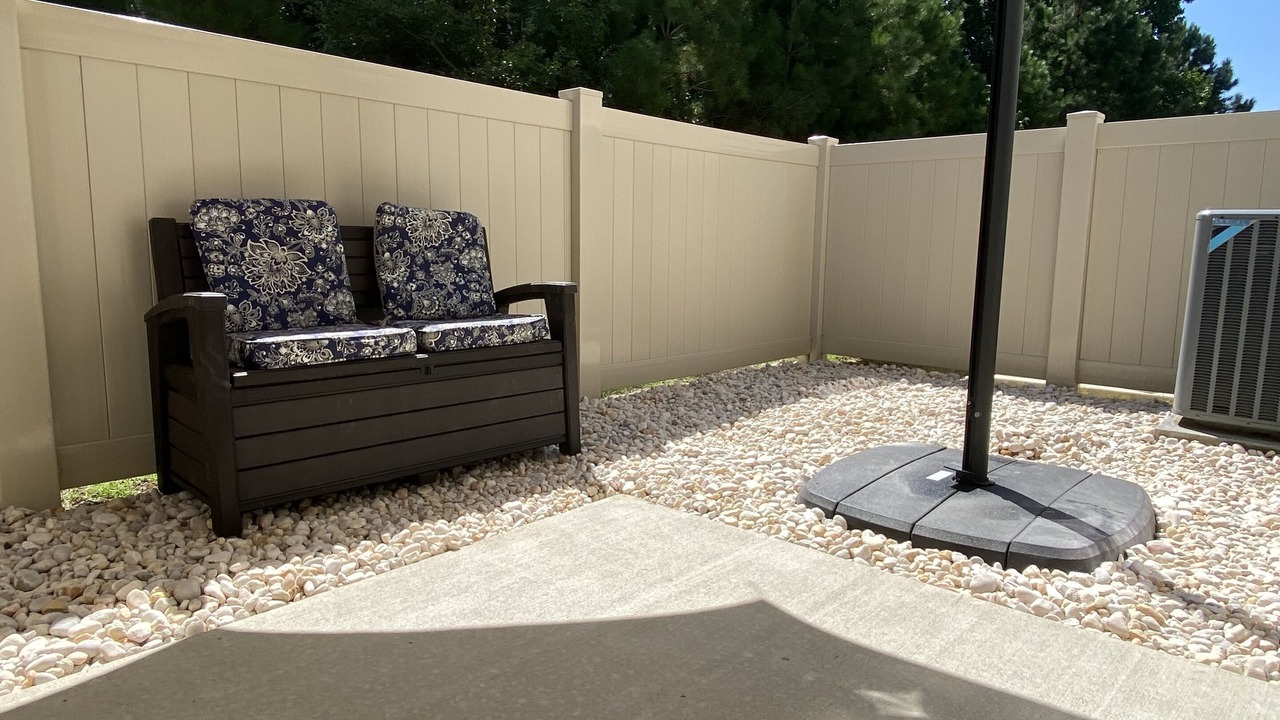 Photo of Patio Balcony in Hubert