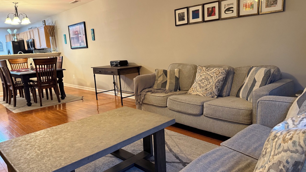 Photo of Livingroom in Brier Creek Country Club