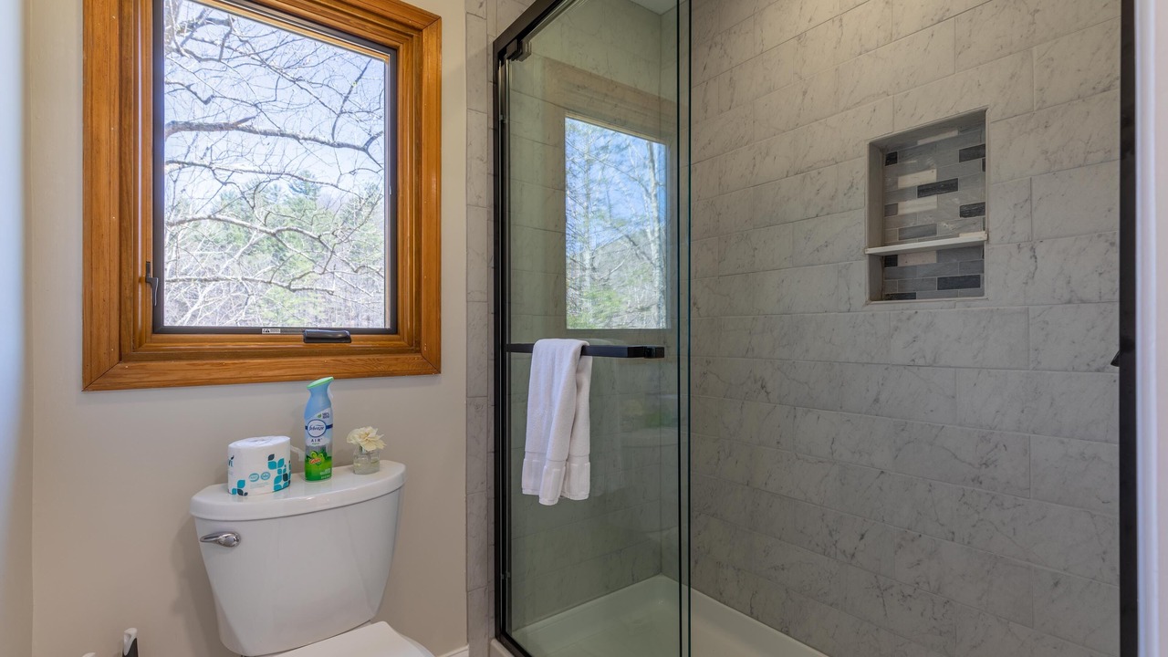 Photo of Bathroom in Sugar Grove