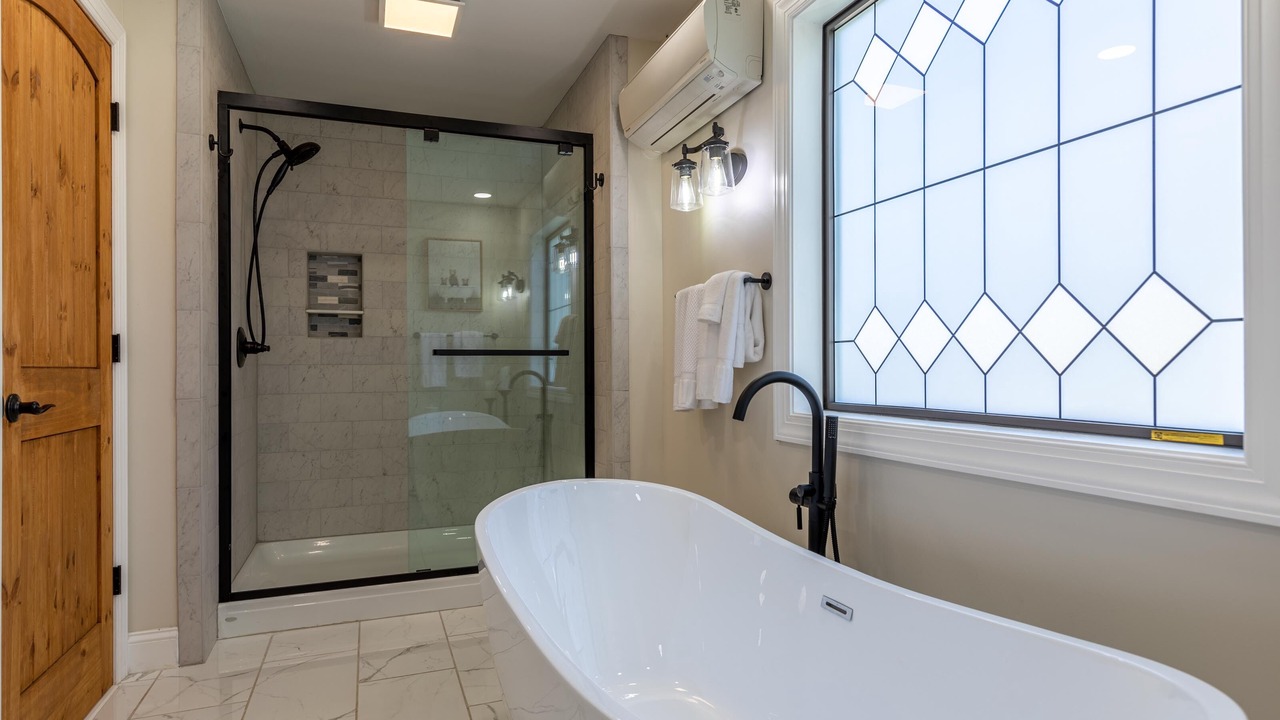 Photo of Bathroom in Sugar Grove