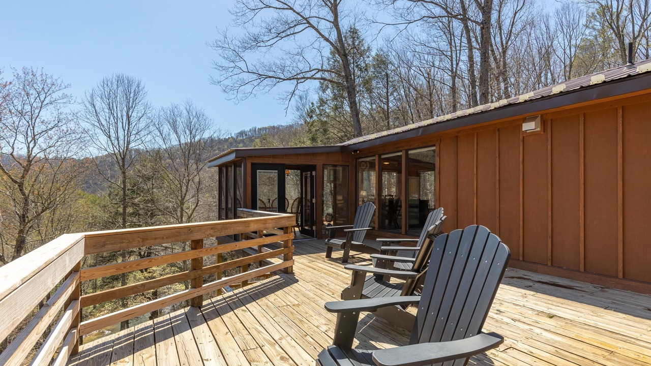 Photo of Patio Balcony in Sugar Grove