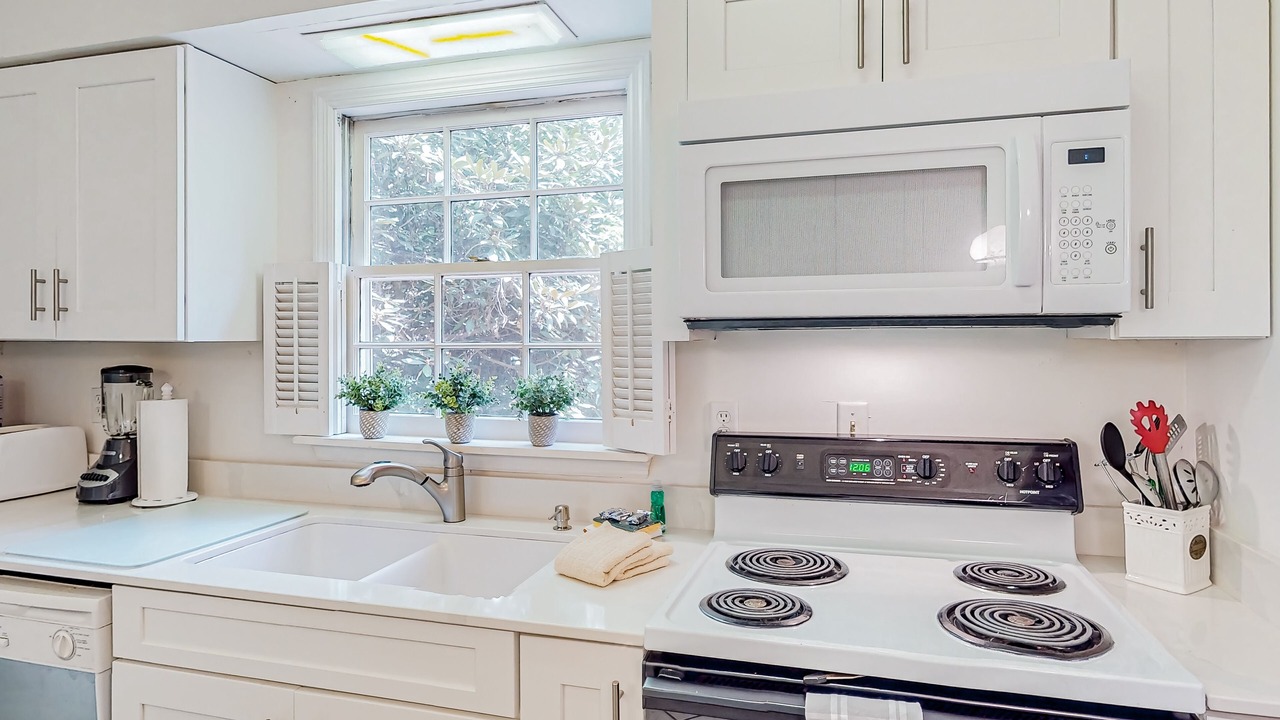 Photo of Kitchen in Lake Sequoyah
