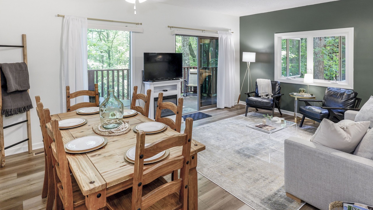 Photo of Livingroom in Lake Lure