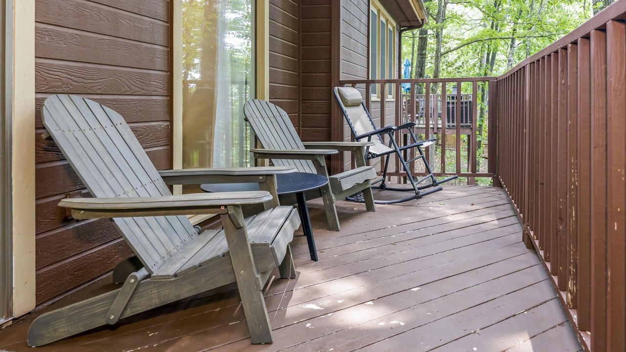Photo of Patio Balcony in Lake Lure