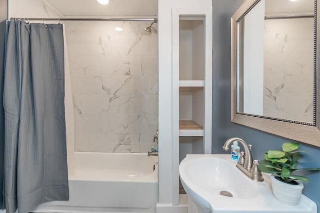 Photo of Bathroom in Franklinton