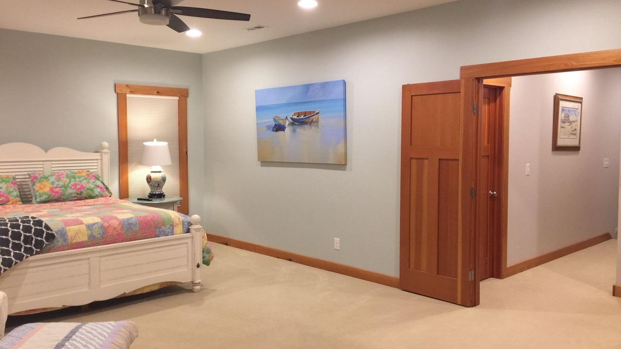 Photo of Bedroom in Roper