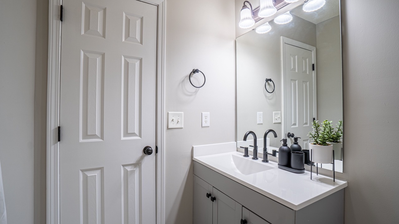 Photo of Bathroom in Mount Mourne