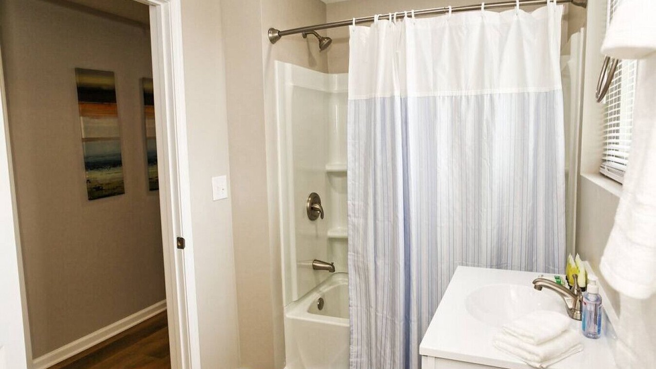 Photo of Bathroom in Maiden