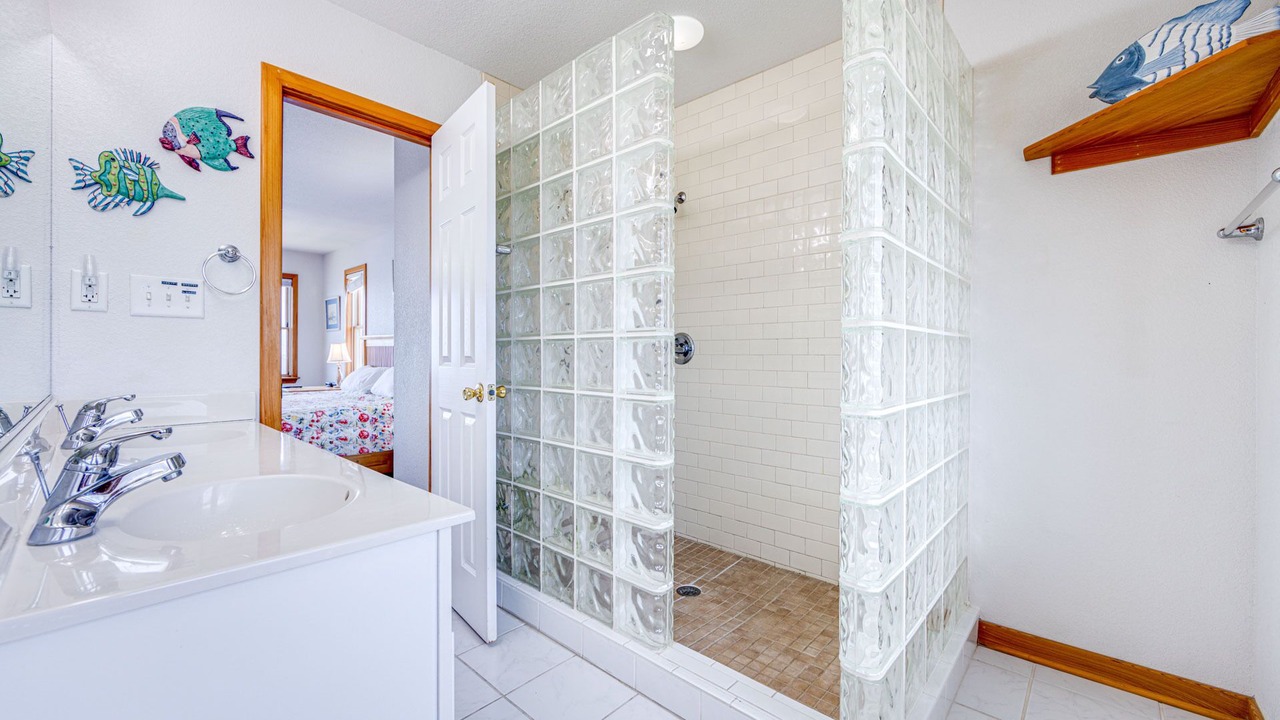 Photo of Bathroom in Brigands' Bay