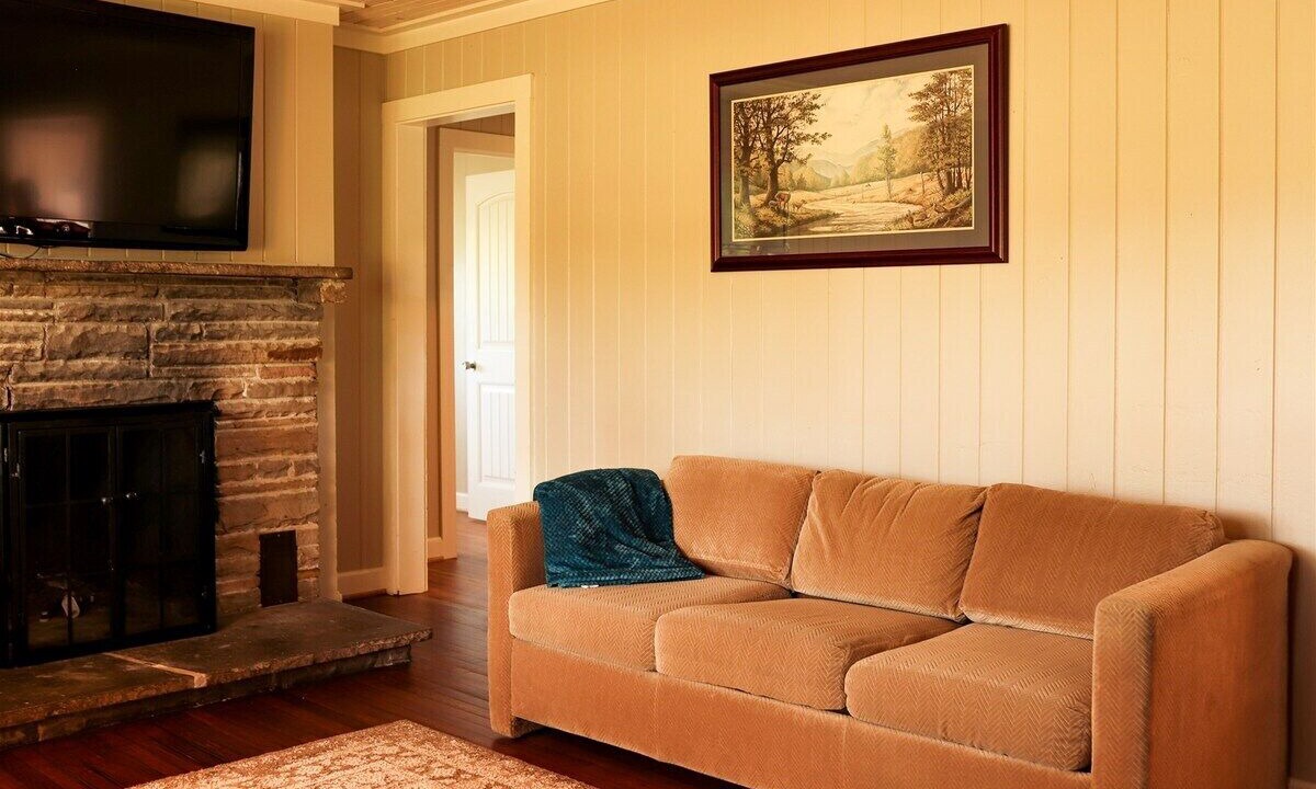 Photo of Livingroom in Scottsboro