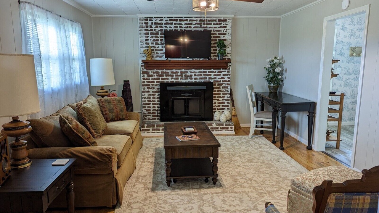 Photo of Livingroom in Arlington