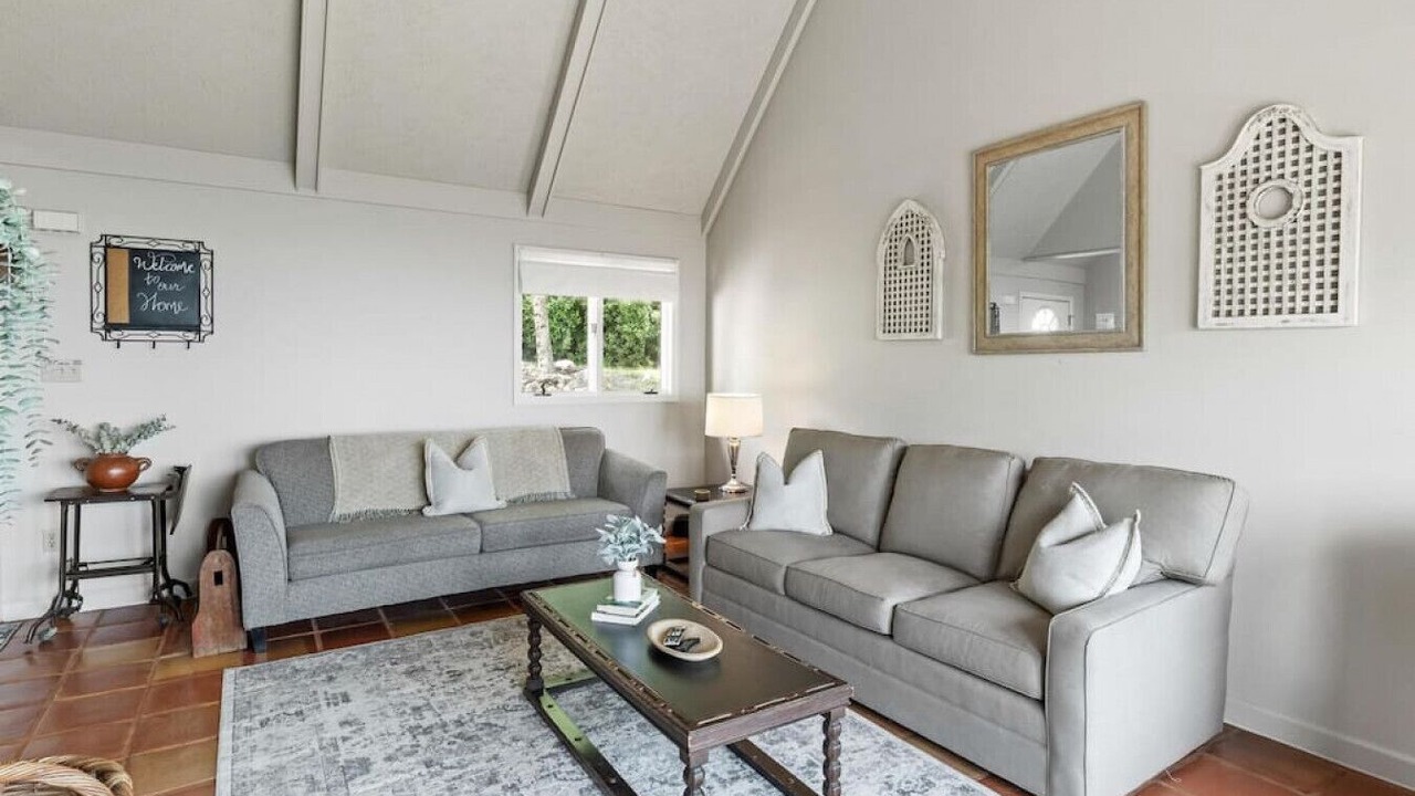 Photo of Livingroom in Piper Gap