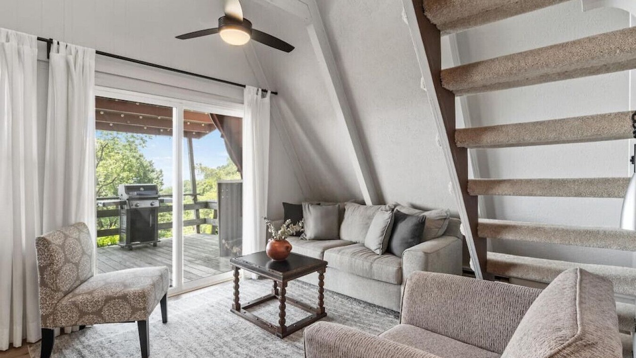 Photo of Livingroom in Piper Gap