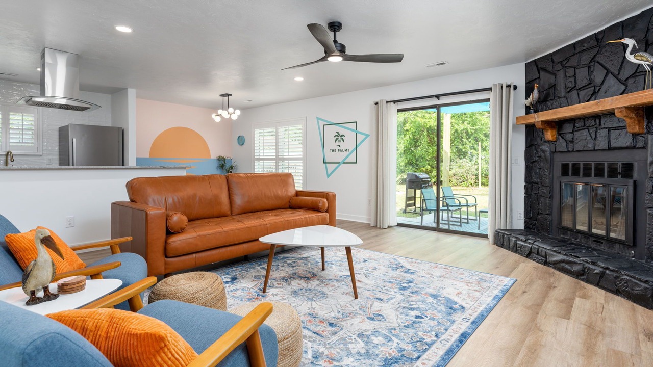 Photo of Livingroom in Eagles Nest