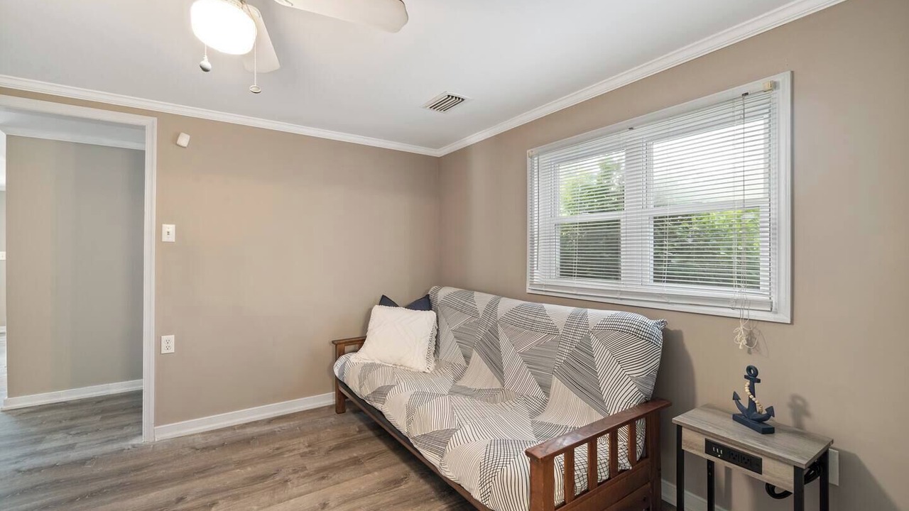 Photo of Livingroom in Taylorsville