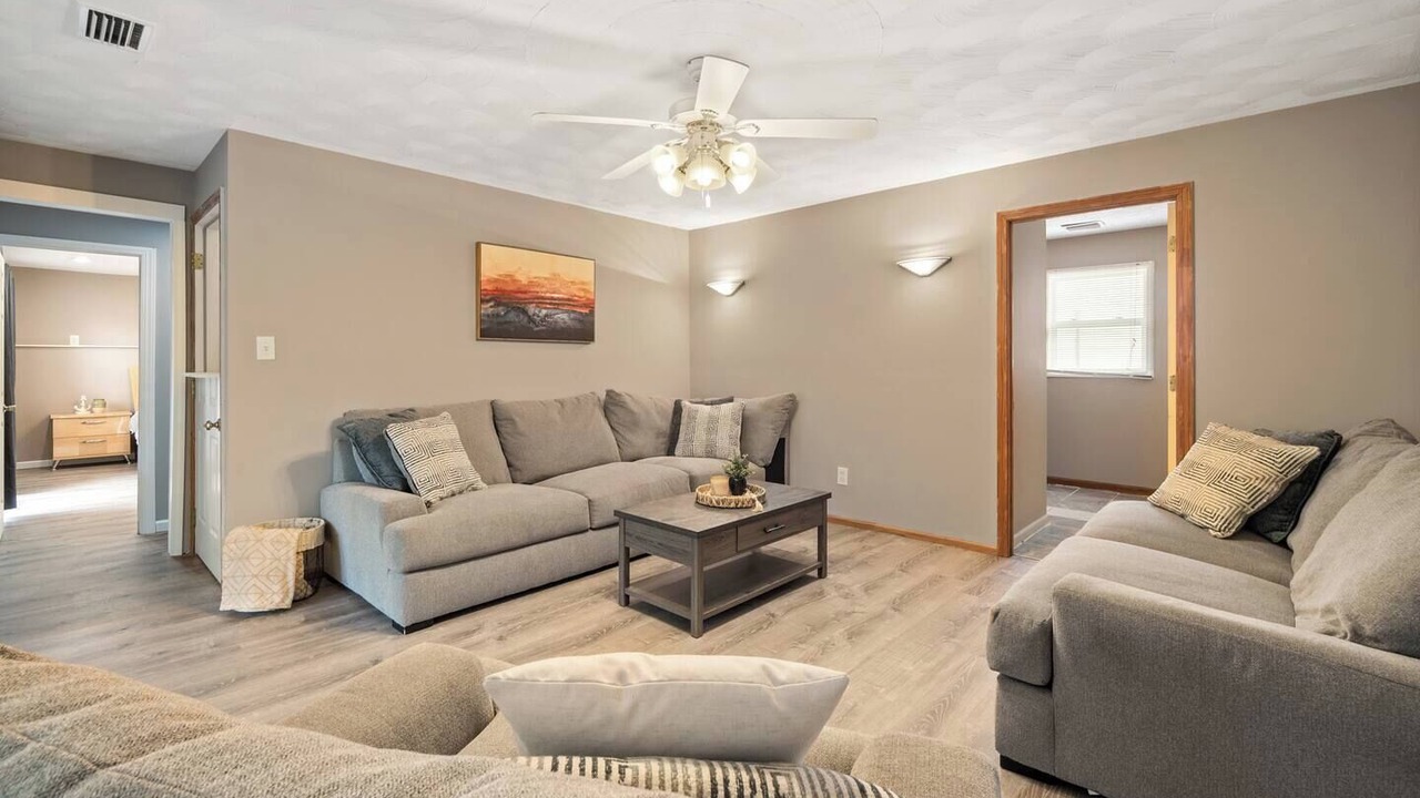 Photo of Livingroom in Taylorsville