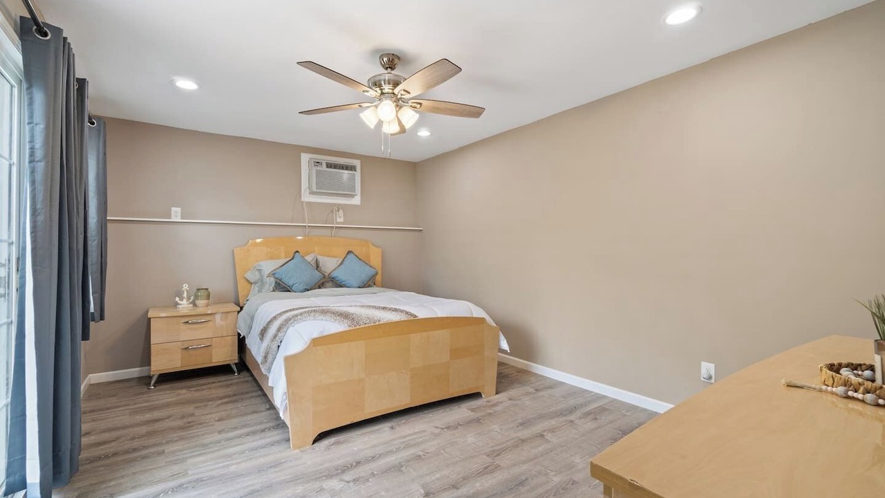 Photo of Bedroom in Taylorsville