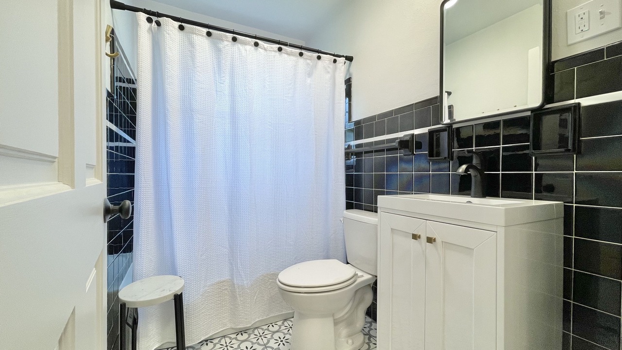 Photo of Bathroom in Long View