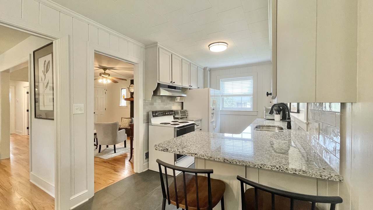 Photo of Kitchen in Long View