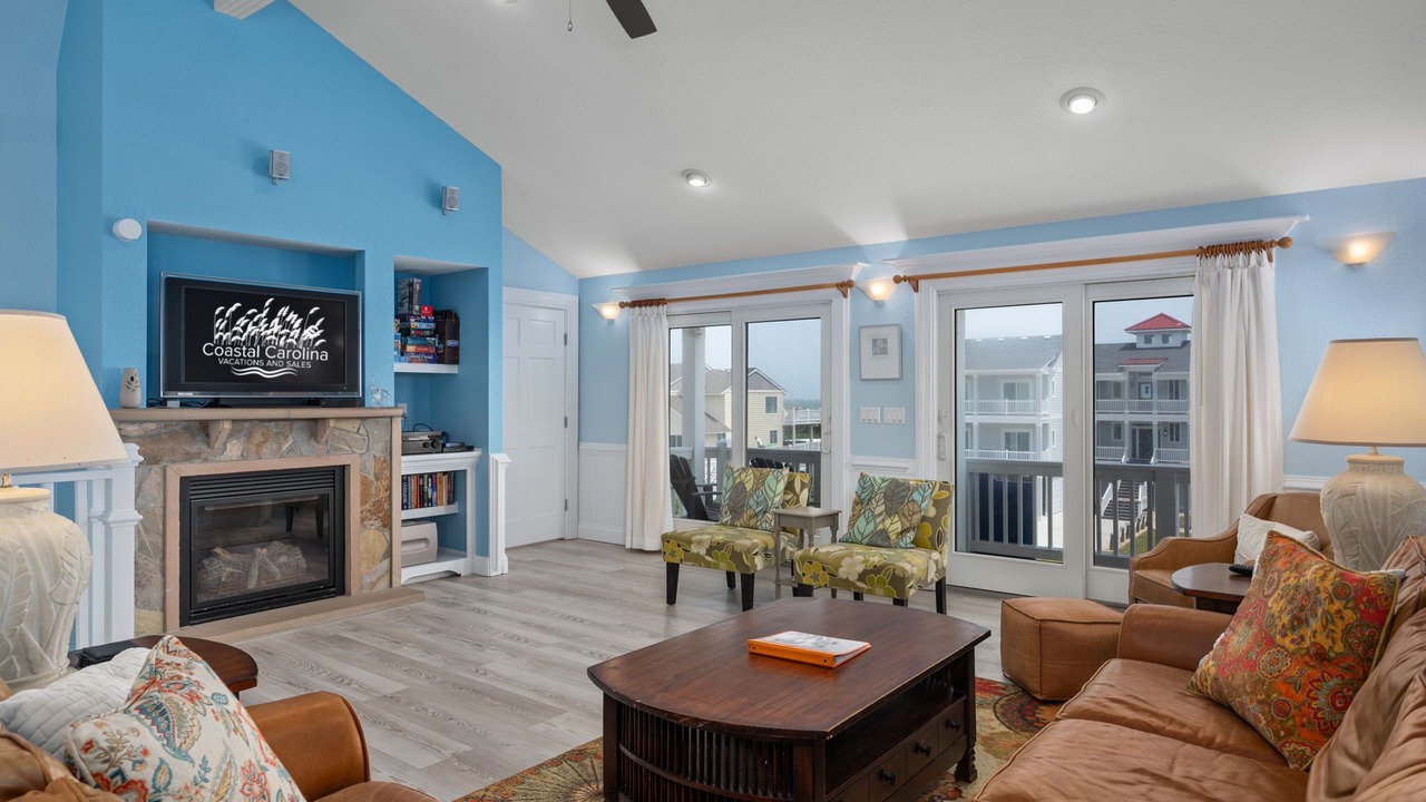 Photo of Livingroom in Whalehead Beach