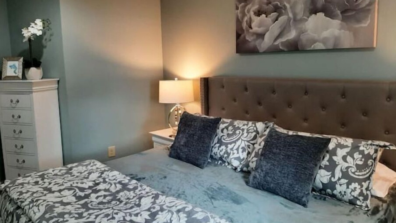 Photo of Bedroom in New London