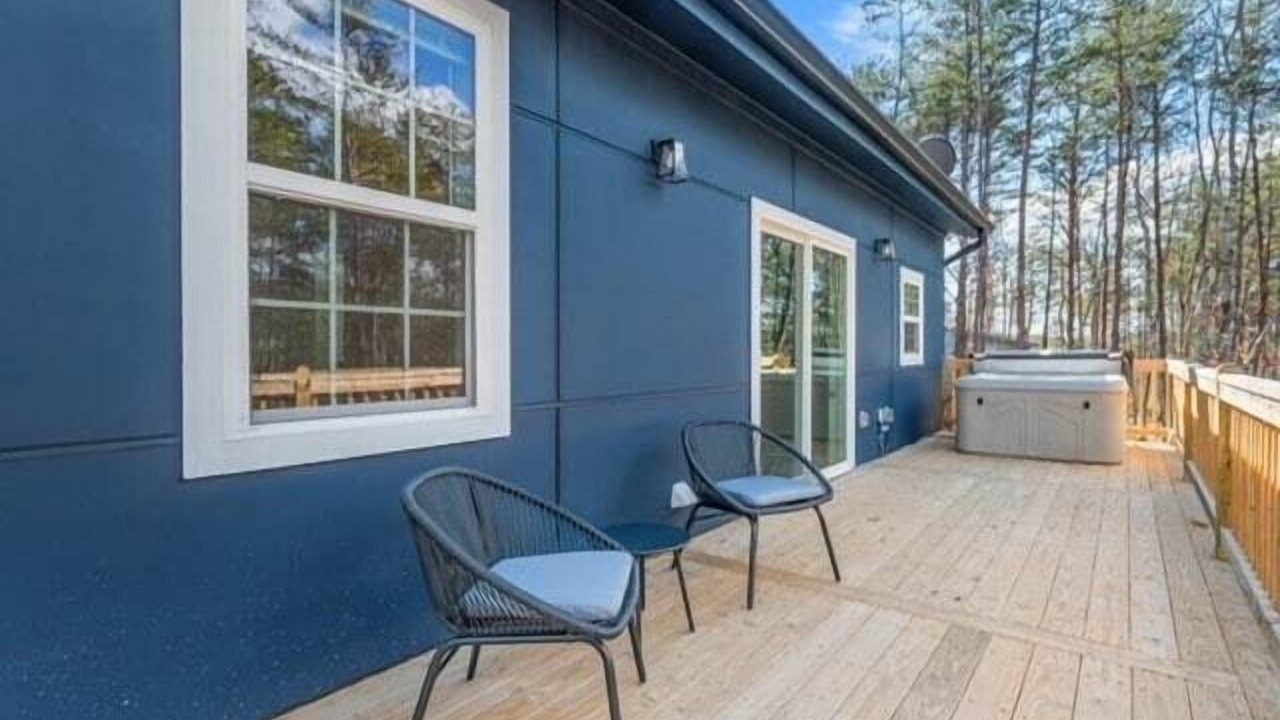 Photo of Patio Balcony in Lake Lure