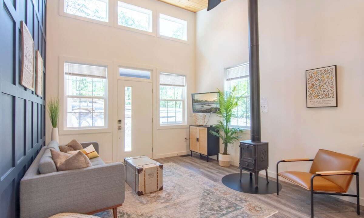 Photo of Livingroom in Lake Lure