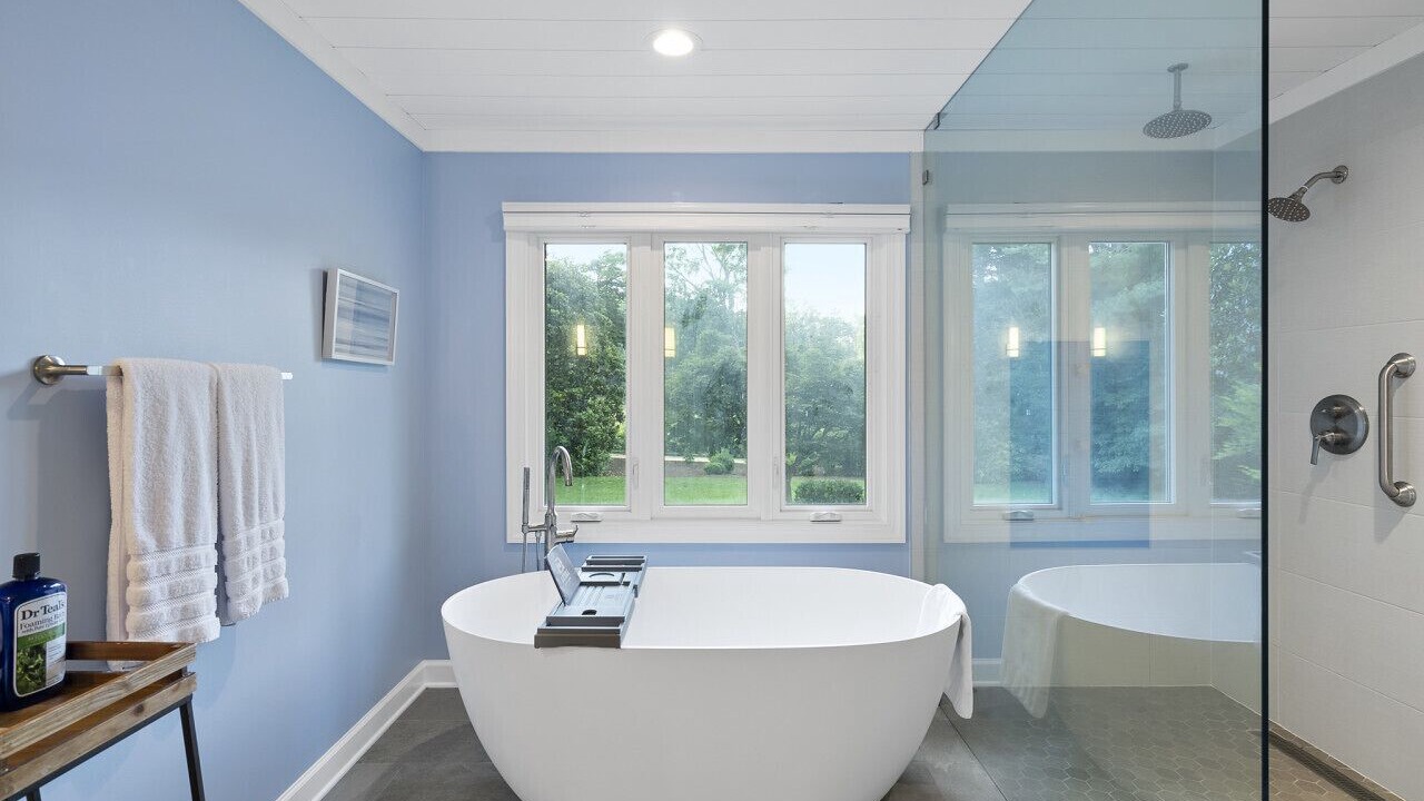 Photo of Bathroom in Leasburg