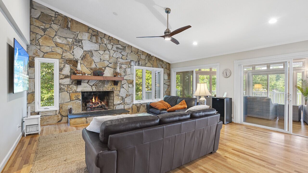 Photo of Livingroom in Leasburg
