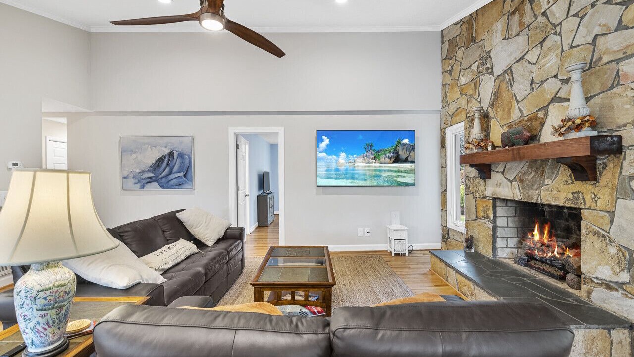Photo of Livingroom in Leasburg