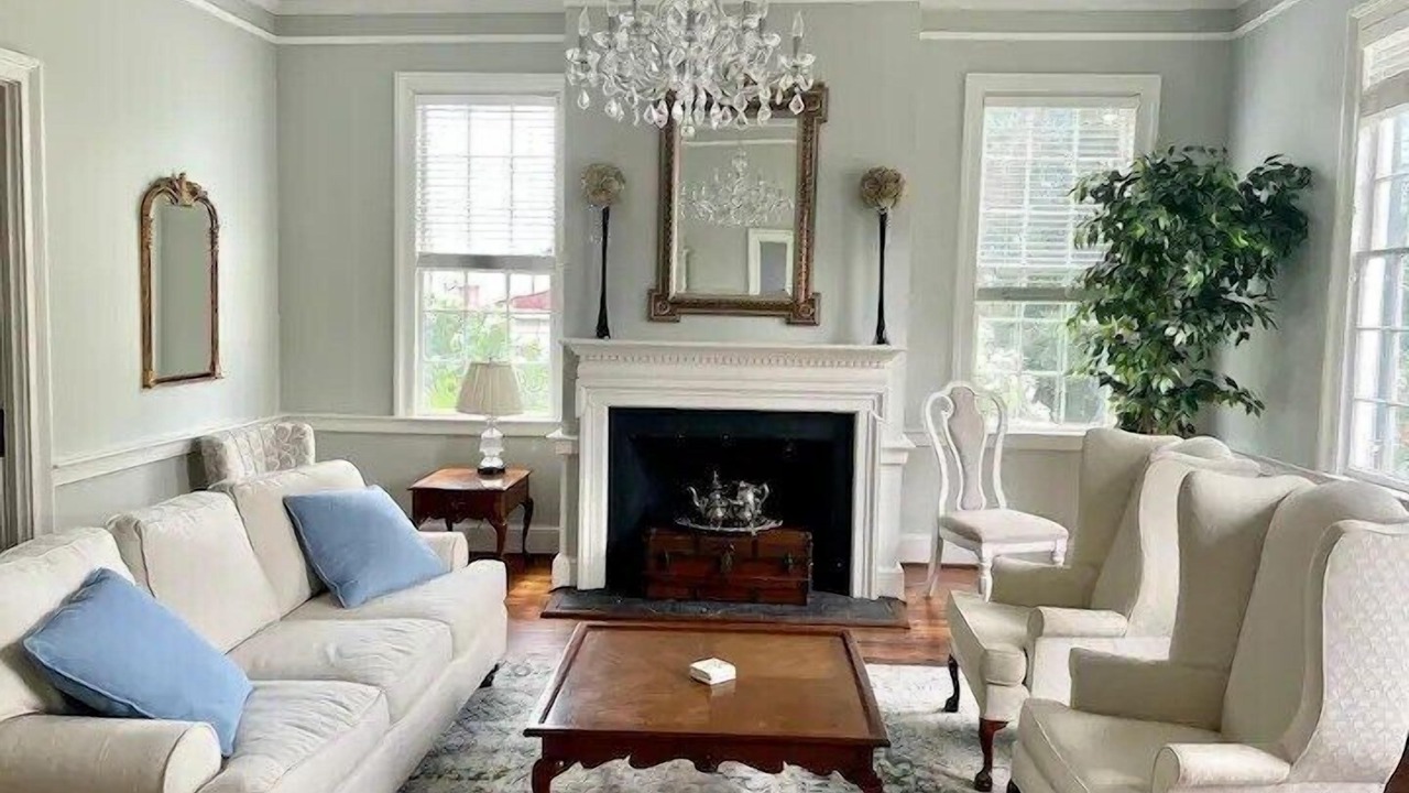 Photo of Livingroom in Wilmington Historic District