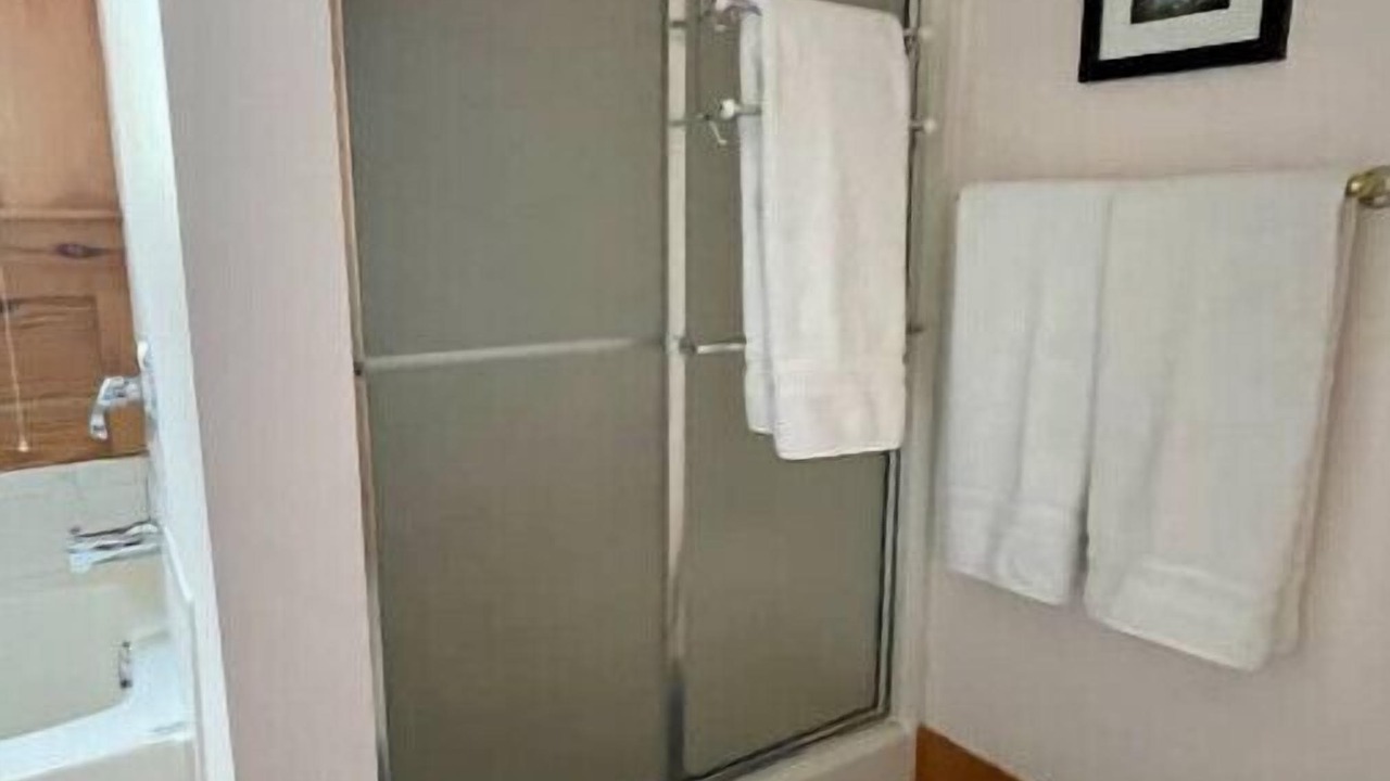 Photo of Bathroom in Saluda