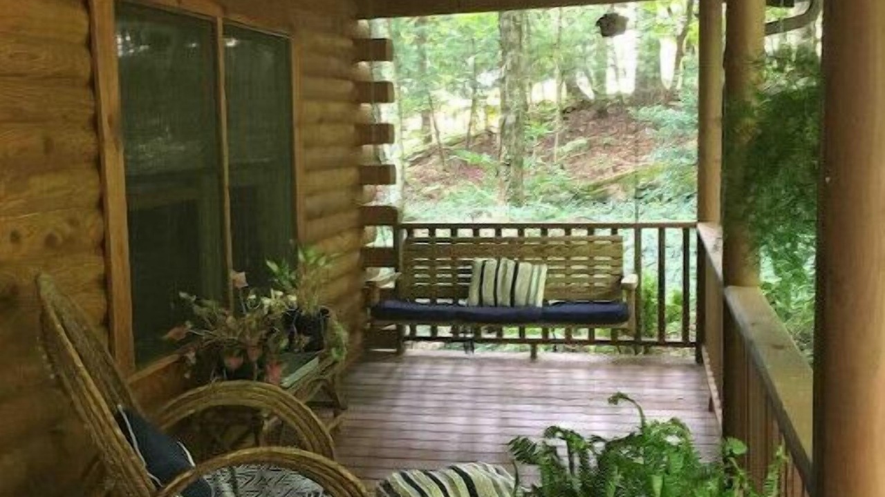 Photo of Patio Balcony in Saluda