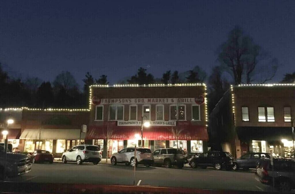 Photo of Outdoor in Saluda