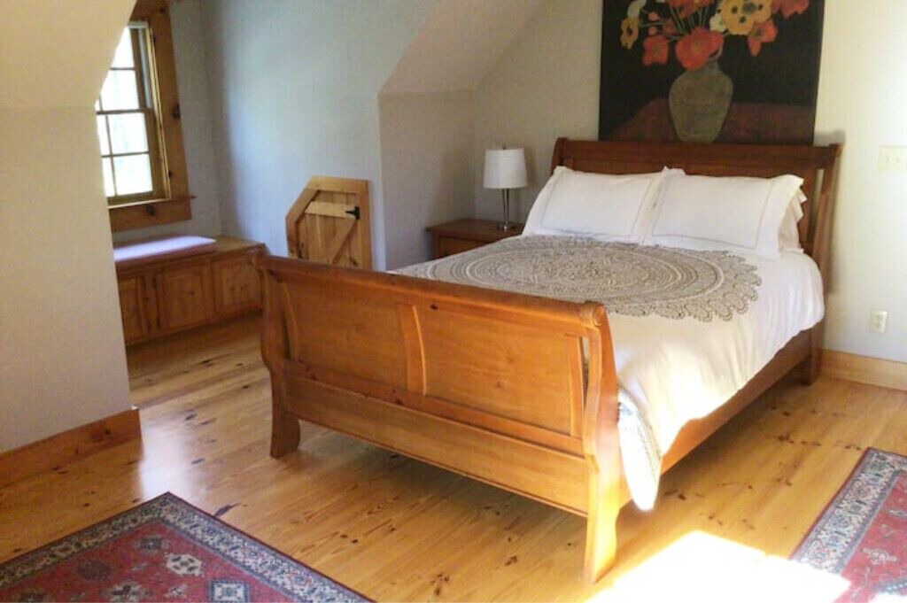 Photo of Bedroom in Saluda