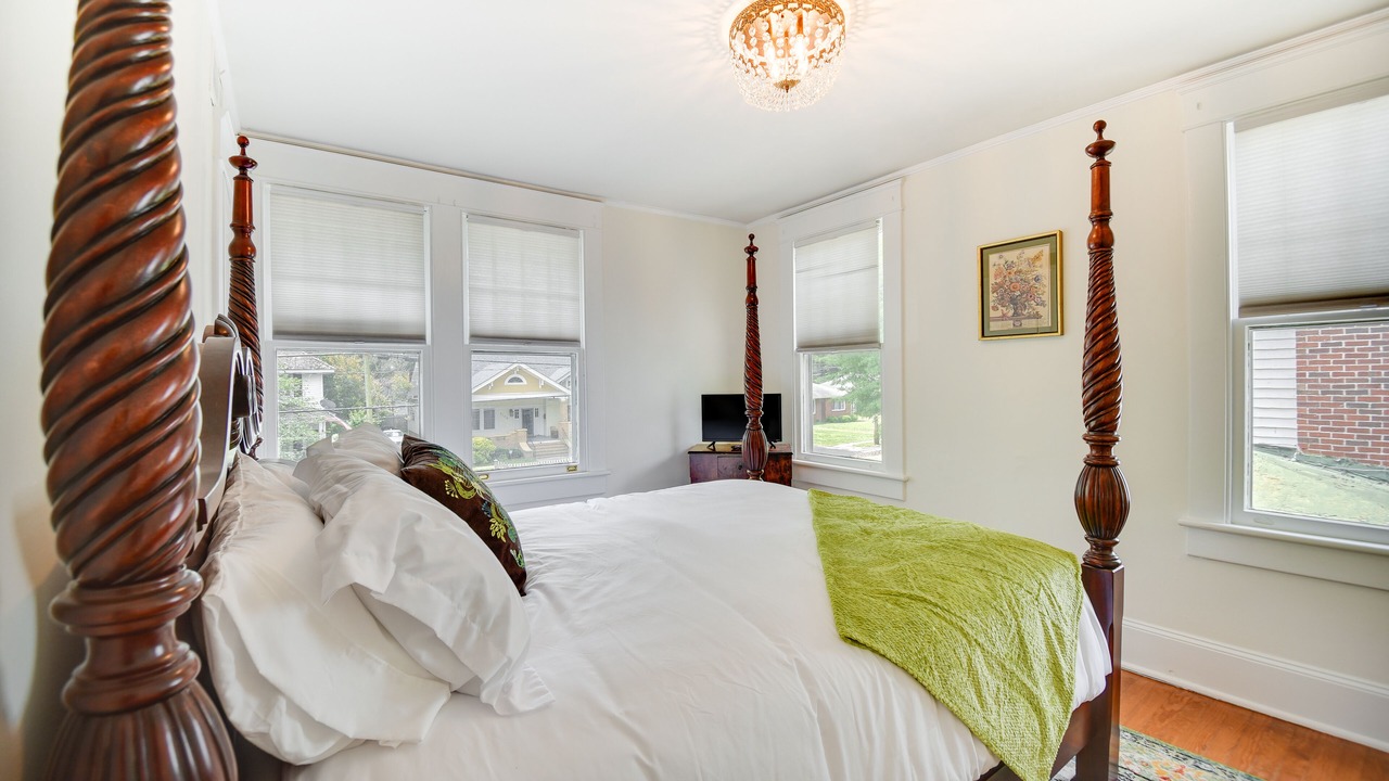 Photo of Bedroom in Elizabeth City