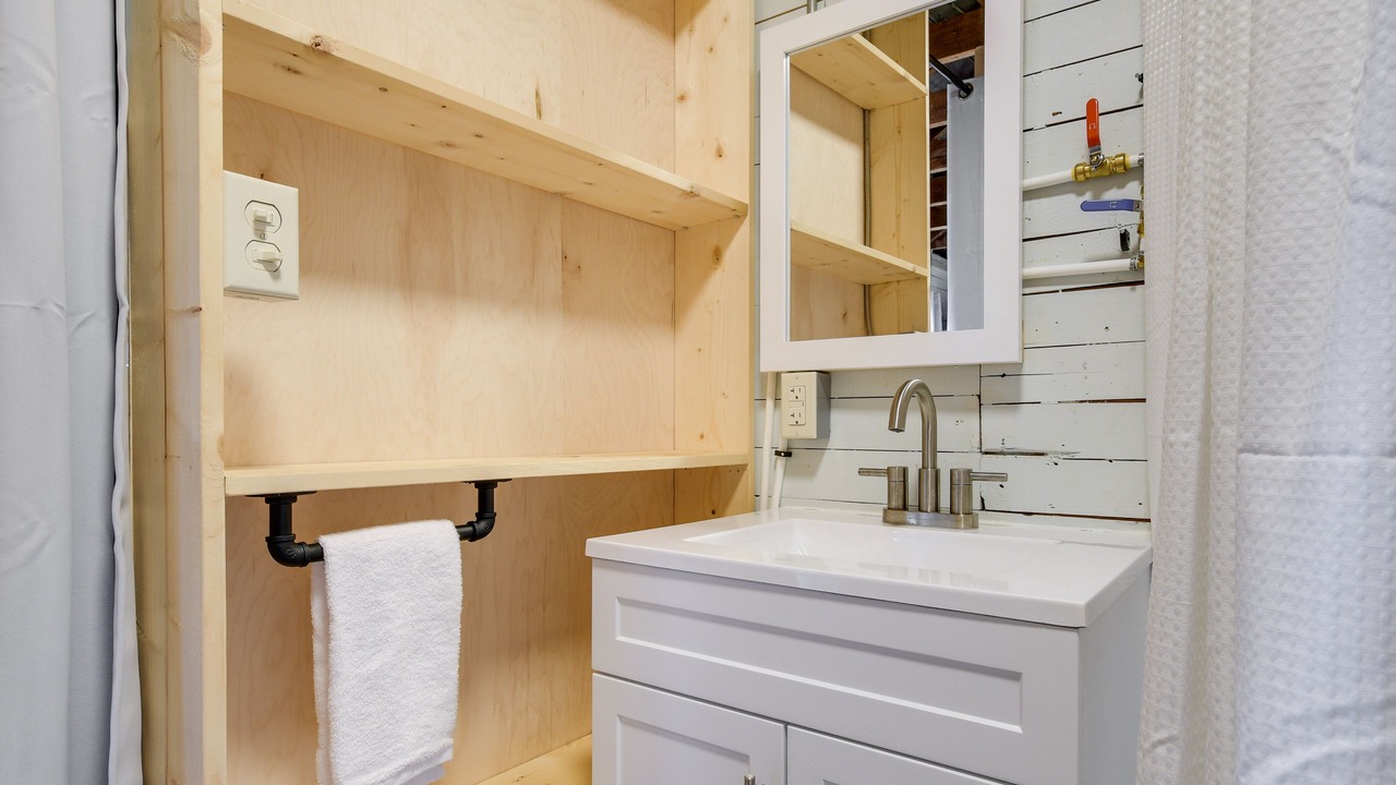 Photo of Bathroom in Rutherfordton