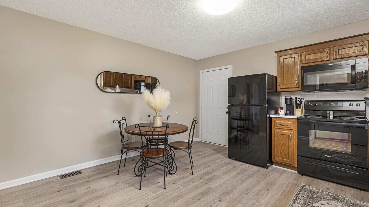 Photo of Kitchen in Belmont Historic District