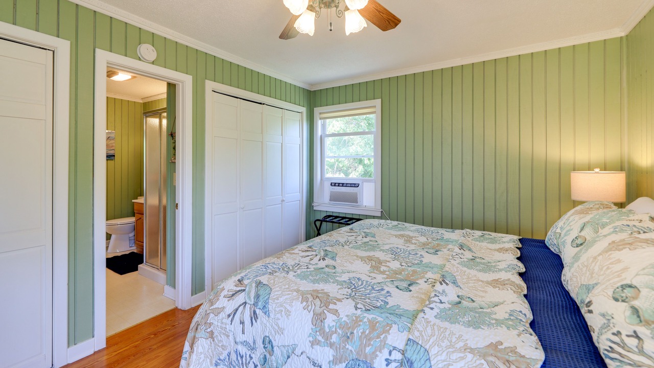 Photo of Bedroom in Marshallberg