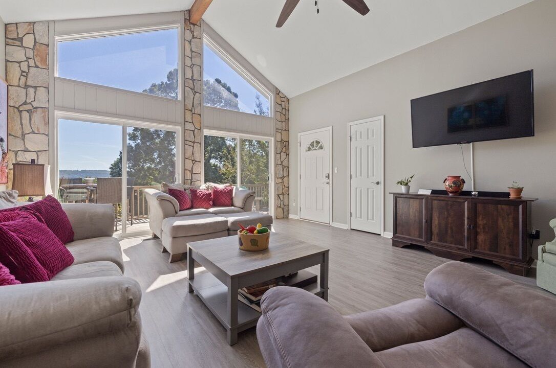 Photo of Bedroom in Hendersonville