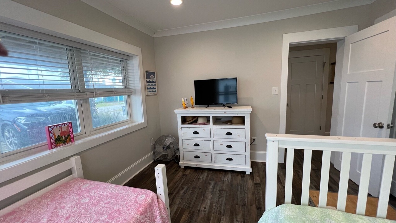 Photo of Bedroom in Atlantic Beach
