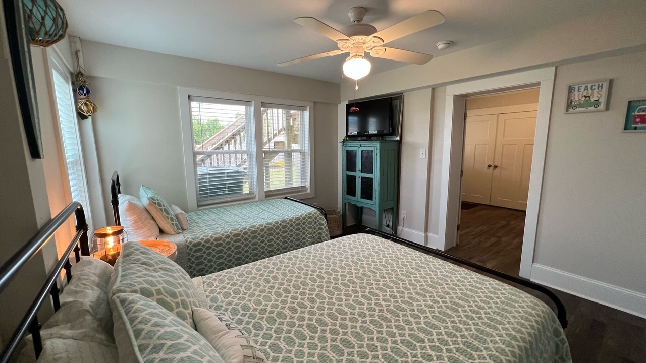 Photo of Bedroom in Atlantic Beach