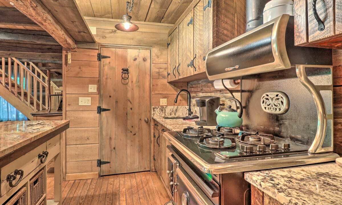 Photo of Kitchen in Balsam
