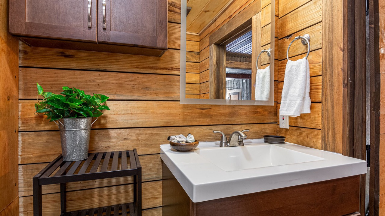 Photo of Bathroom in Zirconia