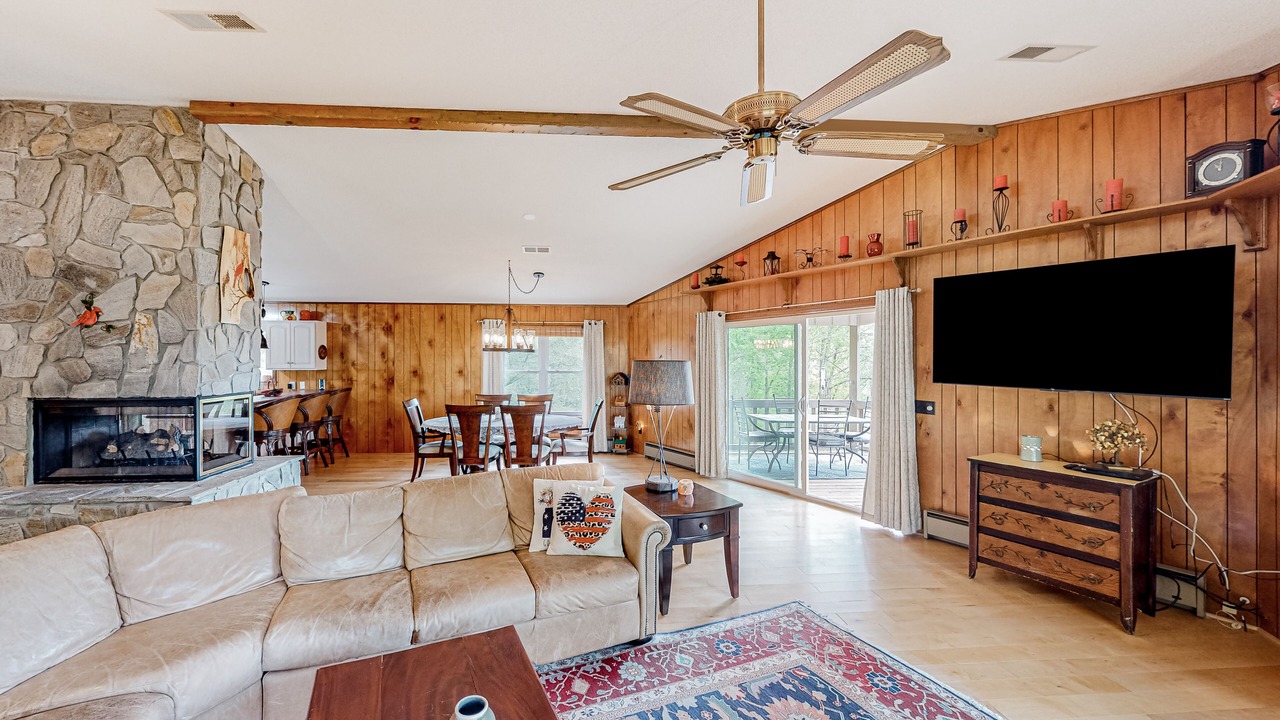 Photo of Livingroom in Franklin